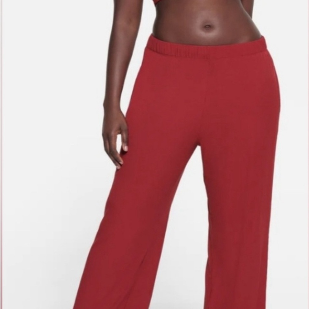 New Skims red lounge pants XL - Picture 3 of 4